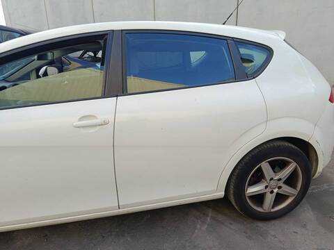 Puerta Trasera Izquierda Seat Leon CAYC