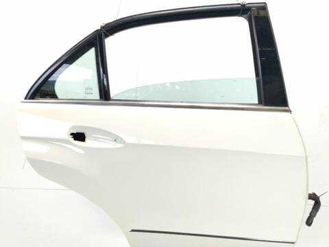 Foto 2ª: Puerta Trasera Derecha Mercedes Clase E 180 E 220 CDI - BLUETEC 212.001 212.002) [OM 651.924] (2009)