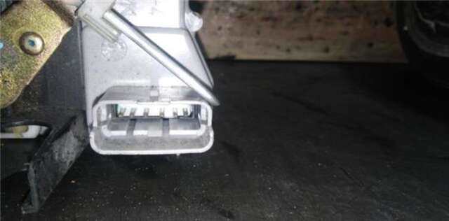 Foto 3ª: Cerradura Puerta Trasera Derecha Citroen C5 2.0 HDI EXCLUSIVE [2.0 LTR. - 80 KW HDI] [RHR]