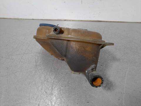 Foto 4ª: Deposito Expansion Volkswagen Passat ADVANCE BERLINA 130CV 96KW [AVF] (2001)