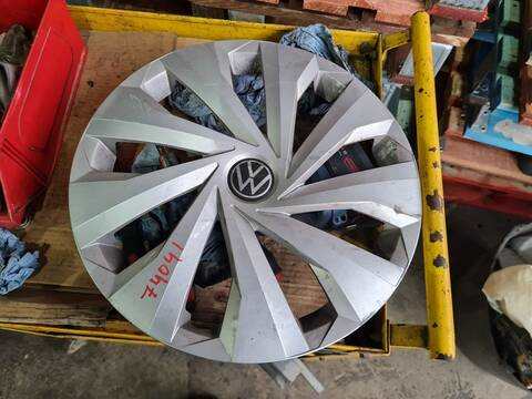 Tapacubos Volkswagen Polo LIFE 95CV 70KW
