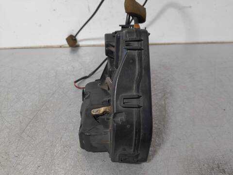 Foto 4ª: Cerradura Puerta Trasera Izquierda Mercedes Clase C 160 200 CDI 203.004) BERLINA 116CV 85KW [OM611962] (2001)