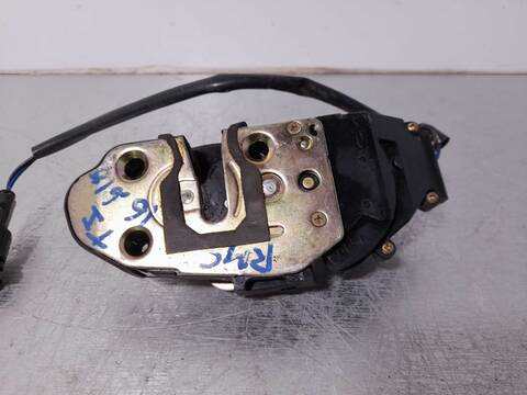 Foto 4ª: Cerradura Puerta Trasera Izquierda Kia Sephia 1.5 CAT 80CV 59KW [BF] (2000)