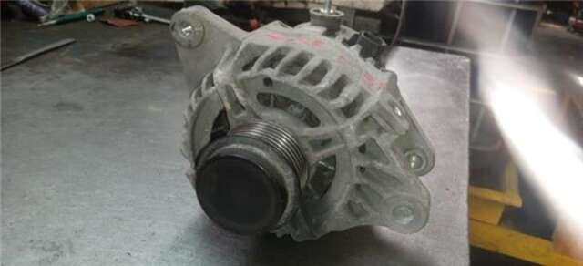 Foto 3ª: Alternador Toyota Auris 1.6 LUNA [1.6 LTR. - 90 KW 16V CAT] [1ZR]