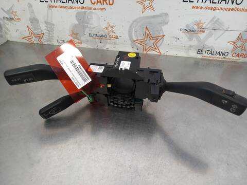 Foto 4ª: Mando Luces Volkswagen Passat 2.0 TDI 140CV 103KW [BKP] (2005)