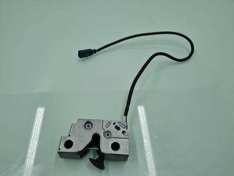 Cerradura Capot Seat Ateca 110CV