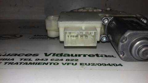 Foto 2ª: Elevalunas Eléctrico Trasero Derecho Volkswagen Golf ADVANCE BLUEMOTION 105CV 77KW [CLHA] (2014)