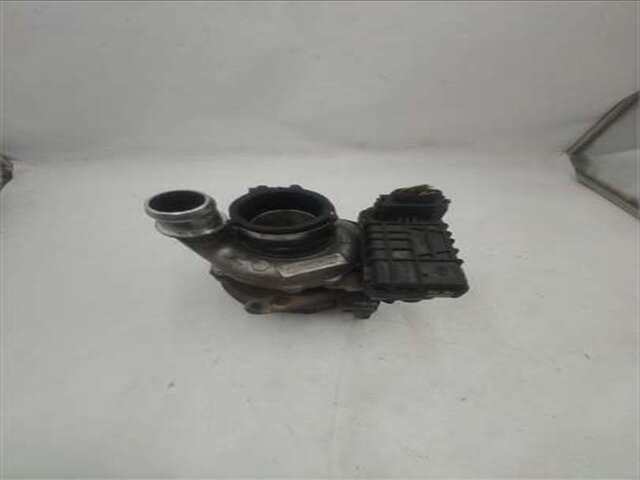 Foto 3ª: Turbocompresor Jaguar S Type 2.7 V6 DIESEL CLASSIC [2.7 LTR. - 152 KW V6 DIESEL CAT] (2002 _) [D/7G]