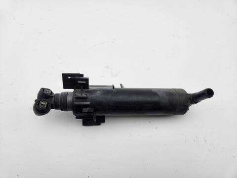 Foto 3ª: Limpia Faro Xenon Audi A4 BASIS 150CV 110KW [CJCD] (2014)