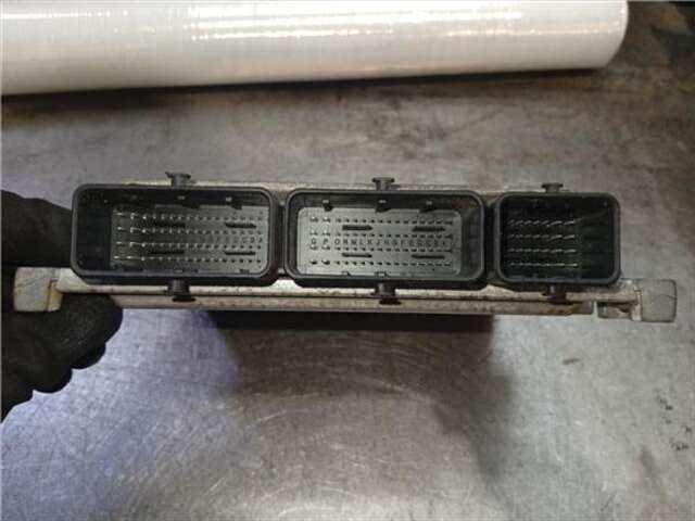 Foto 3ª: Centralita Motor ECU Dacia Lodgy 1.5 AMBIANCE [1.5 LTR. - 79 KW DCI DIESEL FAP CAT]