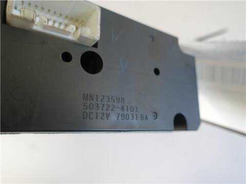 Foto 3ª: Mando Calefacción A. A. Mitsubishi L200 2.5 DI-D KB4T) 136CV 100KW [4 D 56 HP] (2008)
