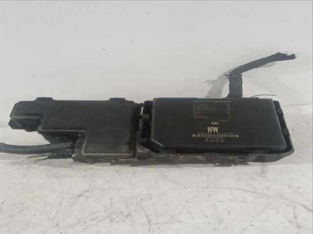 Foto 3ª: Caja Reles Fusibles Nissan Qashqai 1.5 DCI 116CV [K9K 872] (2013)