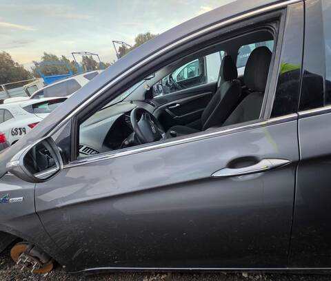 Puerta Delantera Izquierda Hyundai i40 D4FD
