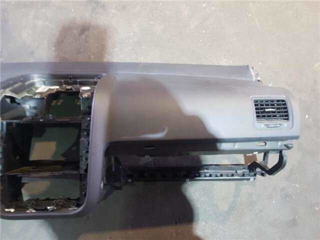 Foto 3ª: Salpicadero Volkswagen Golf 2.0 GTI [BWA]