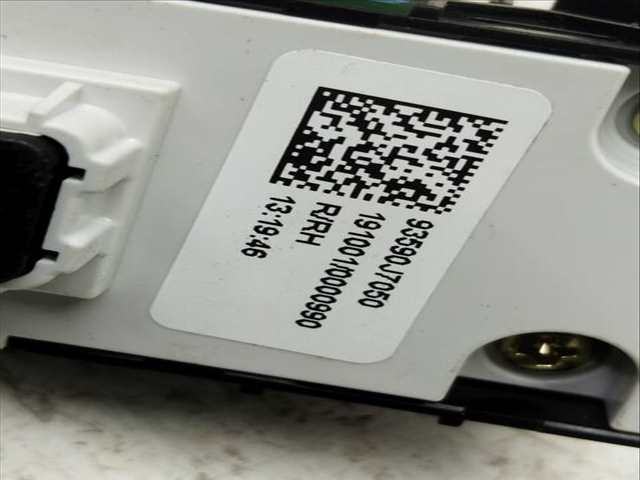 Foto 4ª: Botonera Elevalunas Kia Xceed DRIVE 136CV 100KW [D4FE] (2020)