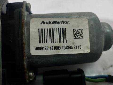 Foto 3ª: Elevalunas Eléctrico Delantero Derecho Peugeot 207 CONFORT 90CV [9HXDV6ATED4] (2006)