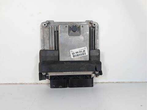 Centralita Motor ECU Audi A4 CAGA AVANT