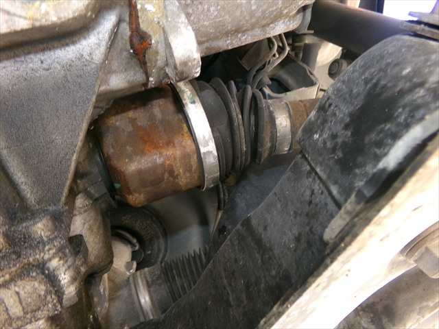 Foto 3ª: Transmision Delantera Izquierda Citroen C4 1.6 HDI 2010-2018 [BH02] (2015)