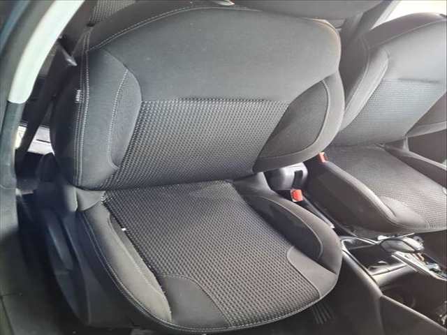 Asiento Delantero Derecho Peugeot 208 ALLURE 99CV 73KW