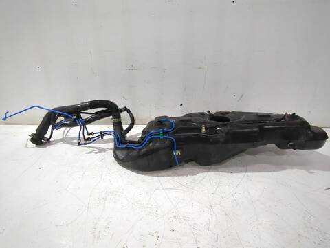 Foto 2ª: Deposito de Combustible Lancia Musa 1.4 350.AXF1A) 78CV [350 A1.000] (2004)
