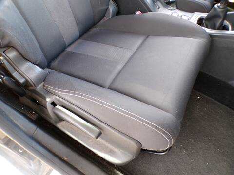 Foto 2ª: Asiento Delantero Derecho Renault Megane F9Q872 III SPORT TOURER (2010)