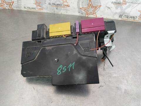 Foto 2ª: Caja Reles Fusibles Mercedes Clase C 160 C 220 CDI BLUEEFFICIENCY 204.002) 170CV 125KW [651911] (2012)