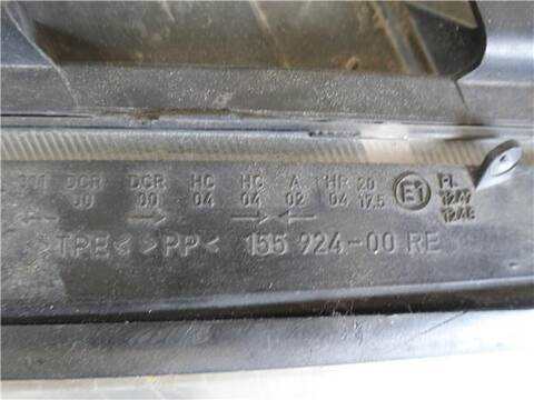 Foto 3ª: Faro Derecho Audi A6 2.5 TDI BERLINA 155CV 114KW [AYM] (2002)
