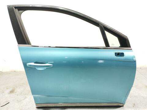 Puerta Delantera Derecha Renault Clio 1.6 E-TECH 145 B7MU) 94CV 69KW