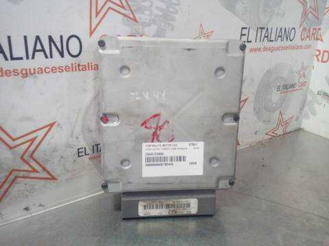 Centralita Motor ECU Ford Focus AMBIENTE TURNIER 90CV 66KW