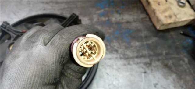 Foto 3ª: Electroventilador Volkswagen Passat  [AJM]