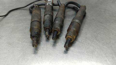 Foto 4ª: Inyectores Volkswagen Sharan BASICO 110CV 81KW [AFN] (1997)