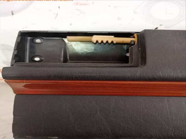 Foto 3ª: Guantera Mercedes Clase E 180 E 300 124.030) BERLINA 136CV 100KW [M103983] (1991)