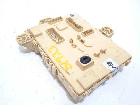 Foto 2ª: Caja Reles Fusibles Hyundai Santa Fe 2.2 CRDI CAT GRAND SANTA FE [D4HB] (2015)