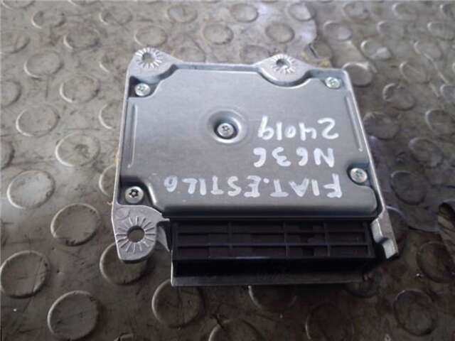 Foto 2ª: Centralita Airbag Fiat Stilo 1.6 16V (192_XB1A) [182 B6.000]