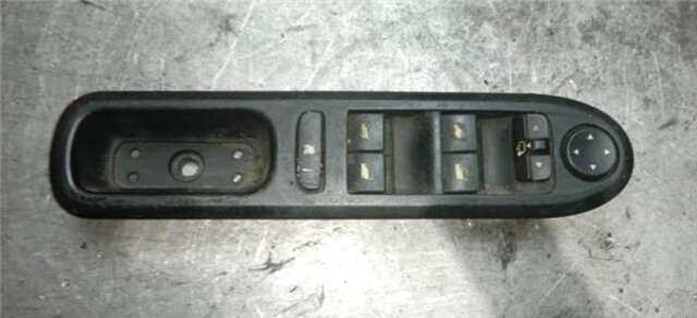 Foto 3ª: Botonera Elevalunas Peugeot 407 2.0 HDI 135 [RHR (DW10BTED4)]