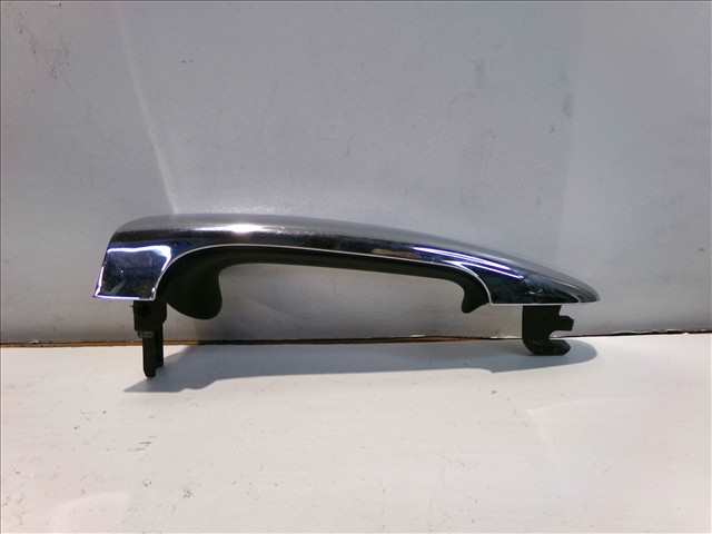 Foto 3ª: Maneta Exterior Delantera Izquierda Bmw Serie 3 320 2.0 D E46 2001-2005 [204D4] (2004)