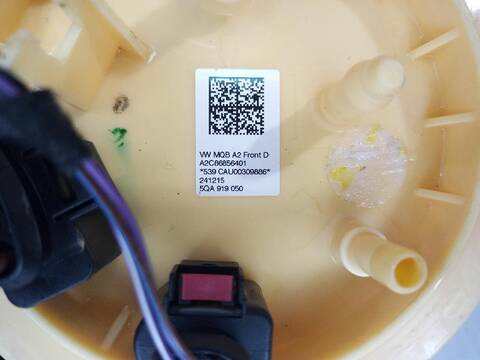 Foto 3ª: Aforador Volkswagen Touran ADVANCE BMT 110CV [CRKB] (2015)