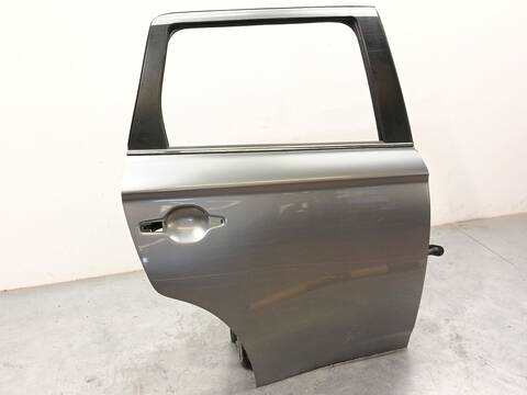 Foto 2ª: Puerta Trasera Derecha Mitsubishi Outlander 2.0 HYBRID 4WD GG2W) 200CV 147KW [Y61,4B11,S61] (2015)