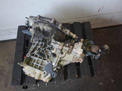 Foto 2ª: Caja Cambios Kia Carens D4EAW (2008)