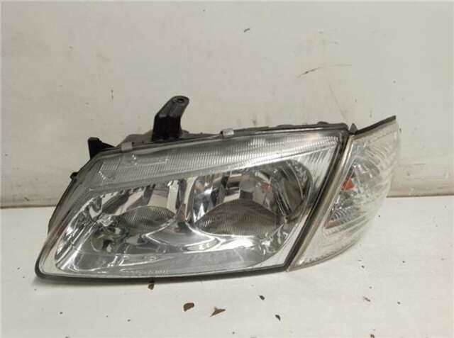 Faro Izquierdo Nissan Almera 2.2 TEKNA [2.2 LTR. - 81 KW 16V TURBODIESEL CAT]