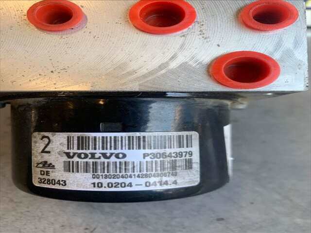 Foto 2ª: Centralita Abs Volvo V70 2.5 20V TURBO 209CV 0CV [B525472] (2004)