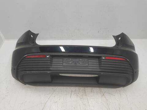 Paragolpes Trasero Porsche Macan VERSION INDEFINIDA