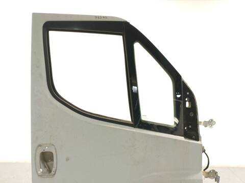 Foto 3ª: Puerta Delantera Derecha Iveco Daily 33S12 35S12 35C12 116CV 85KW FURGONETA [F1AGL411C,F1AGL411H,F1AGL411X] (2017)