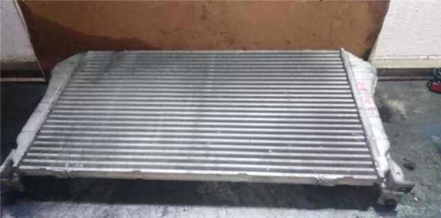 Foto 3ª: Intercooler Toyota Avensis 2.2 D-4D EXECUTIVE BERLINA (5-PTAS.) [2.2 LTR. - 110 KW D-4D CAT] [2AD-FTV]