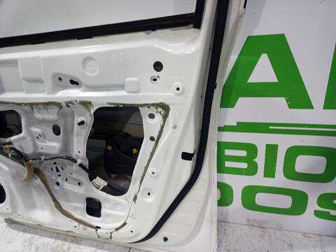 Foto 2ª: Puerta Delantera Derecha Nissan Juke ACENTA AUT. 117CV [HR16DE] (2010)