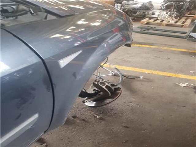 Foto 2ª: Aleta Delantera Derecha Renault Scenic 1.5 AUTHENTIQUE [1.5 LTR. - 78 KW DCI DIESEL] (JM)(2003-_) [K9K P7]