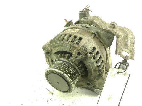 Alternador Toyota Auris 1.4 D-4D NDE150_)