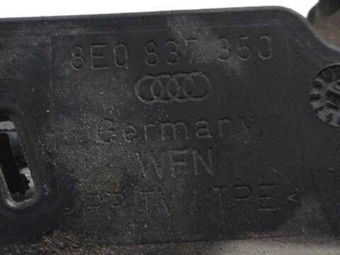 Cerradura Puerta Delantera Derecha Audi A4 2.5 TDI QUATTRO 180CV