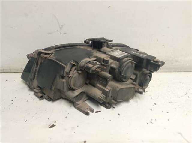 Foto 2ª: Faro Derecho Audi A4 2.0 BASIS [2.0 LTR. - 105 KW 16V TDI] [CAGA]