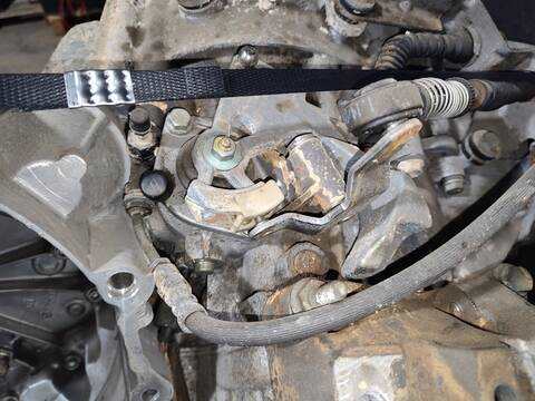 Foto 3ª: Caja Cambios Skoda Octavia BERLINA (2000)